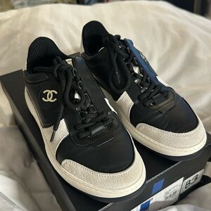 Chanel Sneakers 36.5 black white suede leather